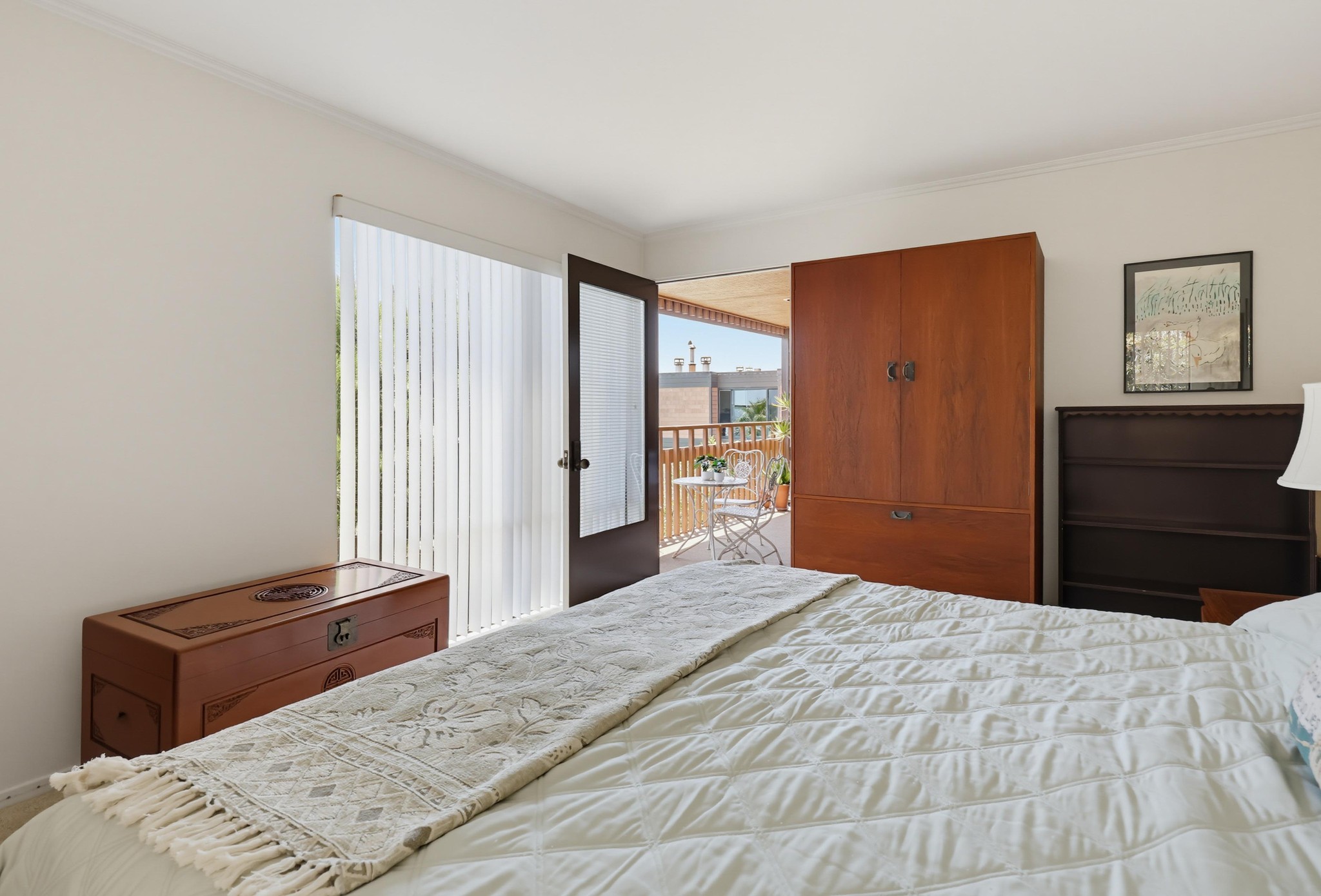 Virtual tour photo 59 of 90 for 2942 Lawrence St
