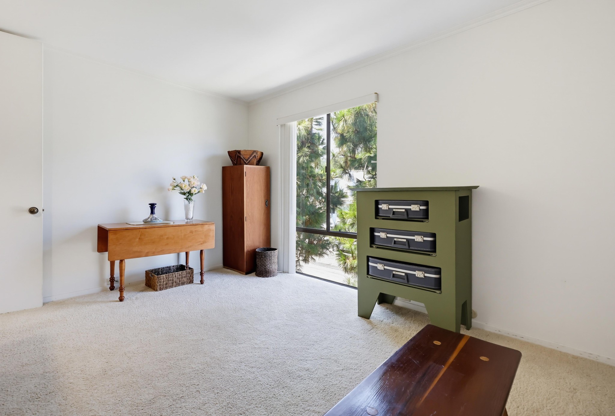 Virtual tour photo 70 of 90 for 2942 Lawrence St