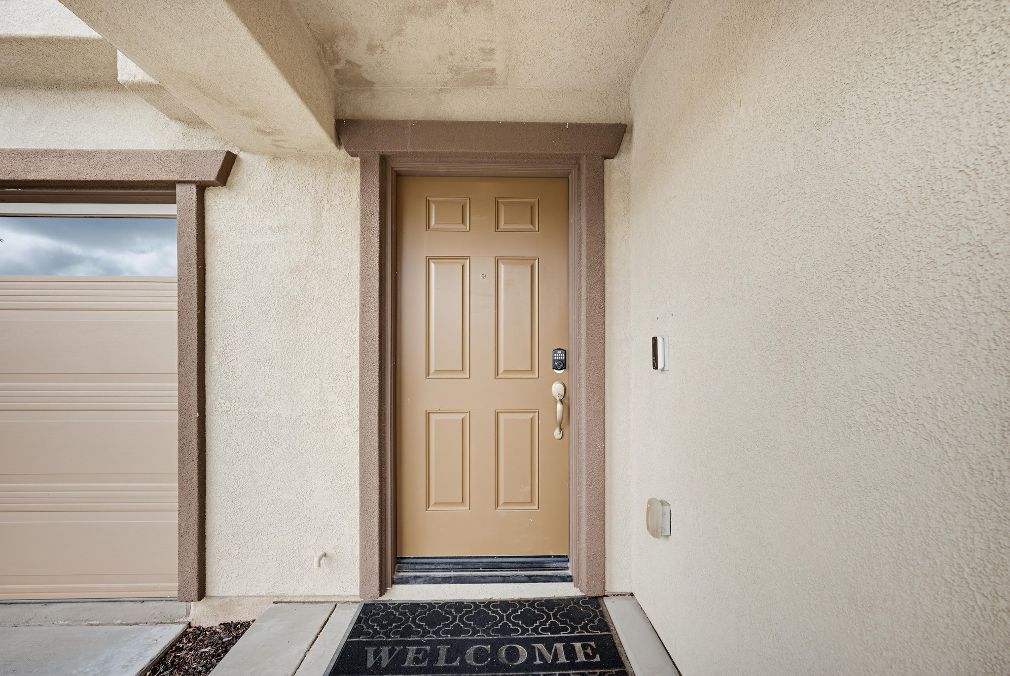 Virtual tour photo 6 of 40 for 29425 Hazel Ln