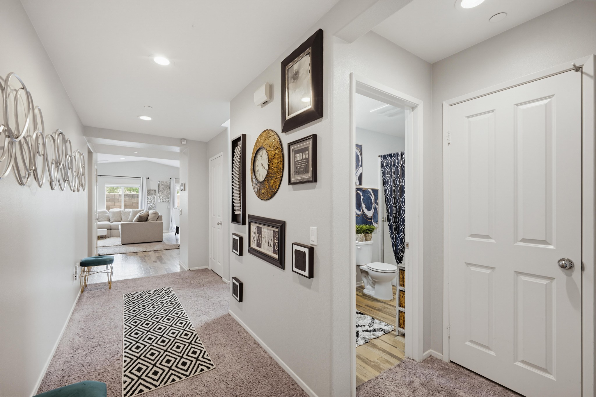 Virtual tour photo 8 of 40 for 29425 Hazel Ln