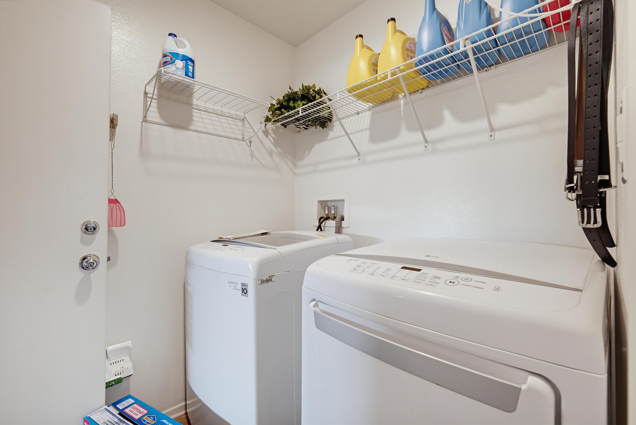 Virtual tour photo 25 of 40 for 29425 Hazel Ln