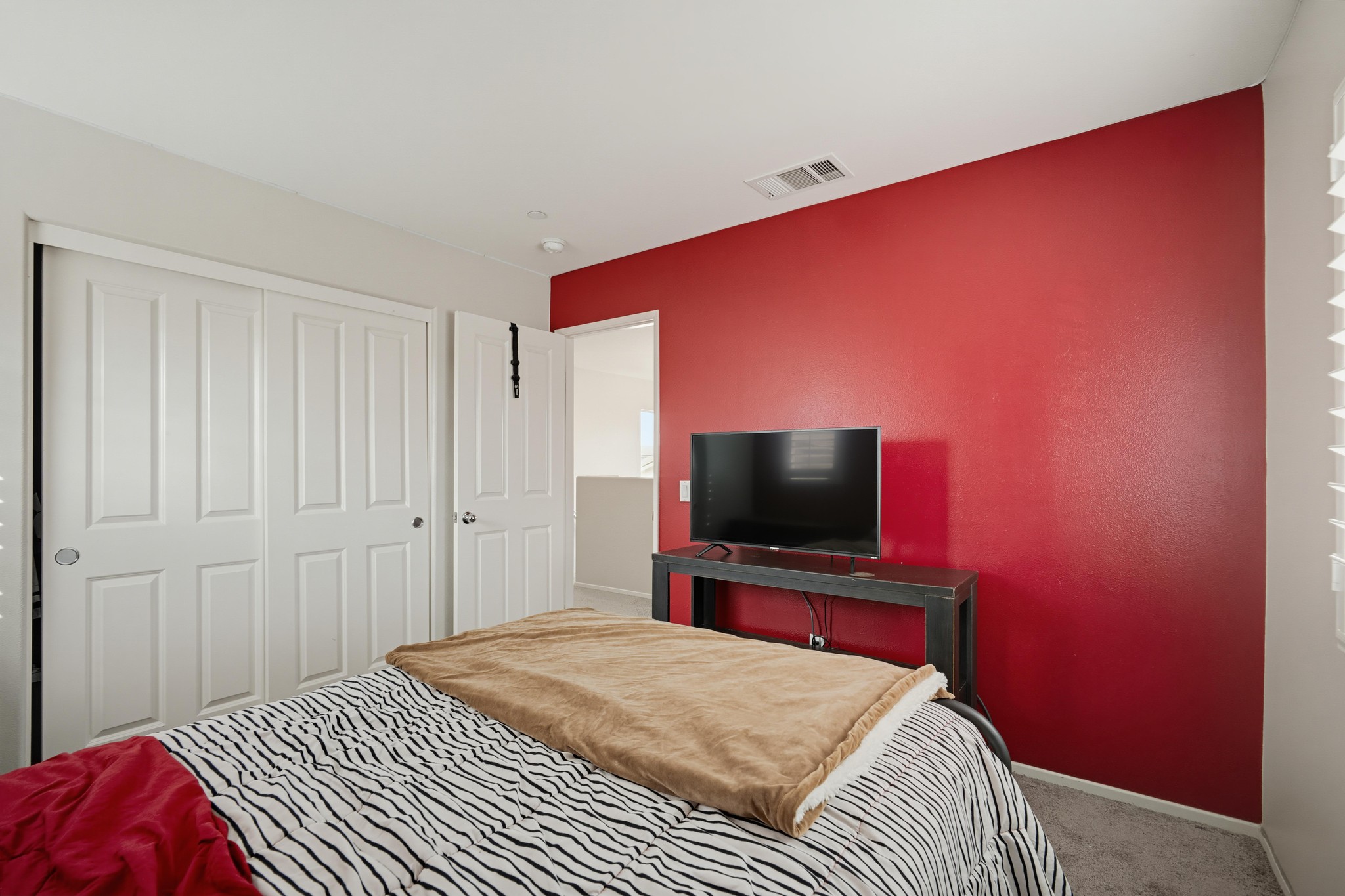 Virtual tour photo 30 of 40 for 29425 Hazel Ln