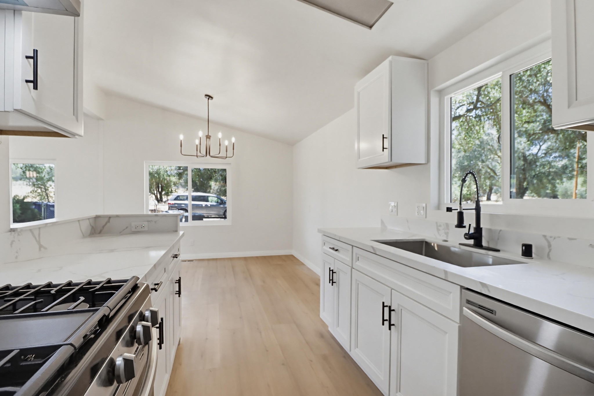 Virtual tour photo 18 of 41 for 29430 Cleveland Forest Dr