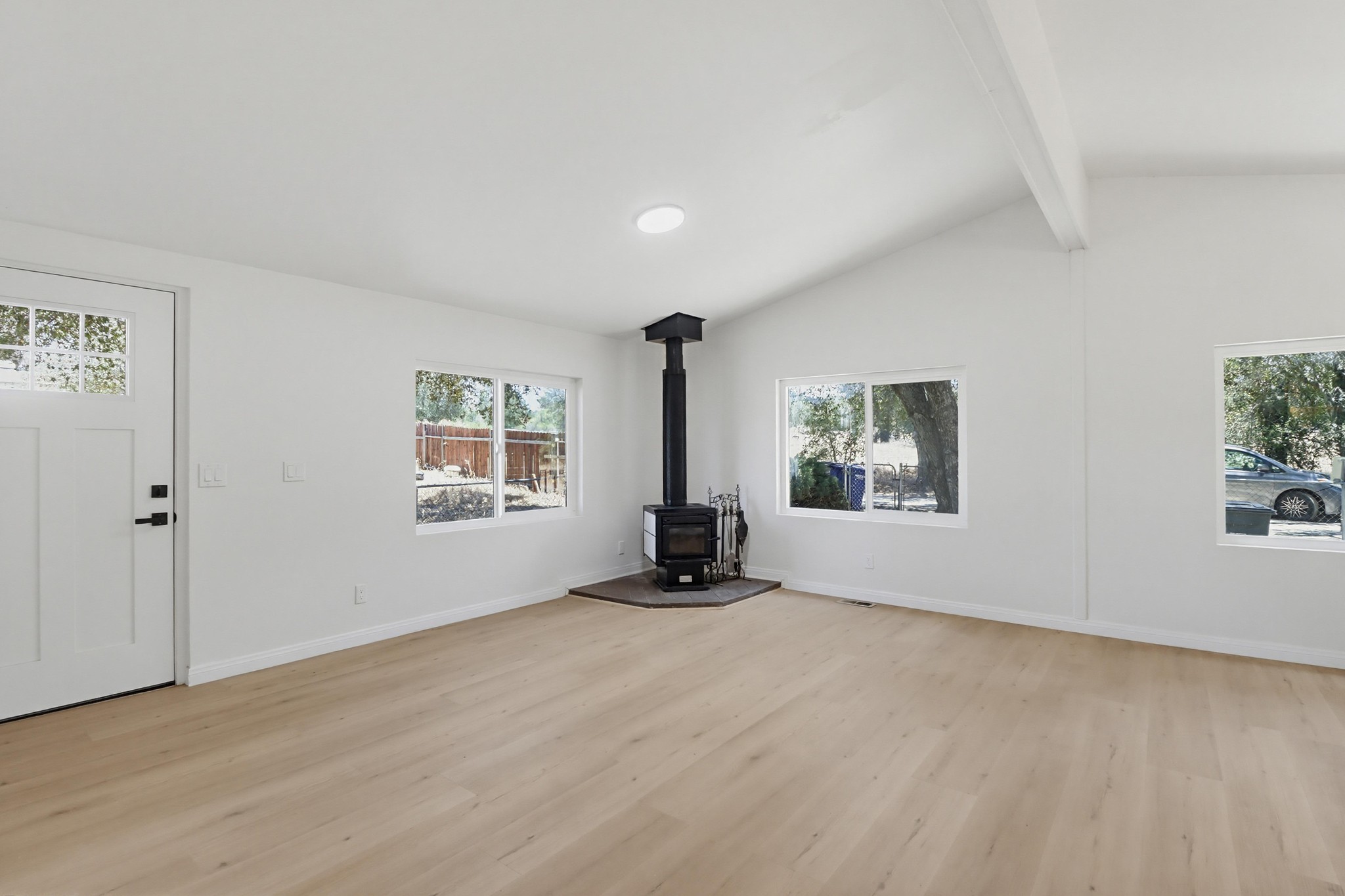 Virtual tour photo 19 of 41 for 29430 Cleveland Forest Dr