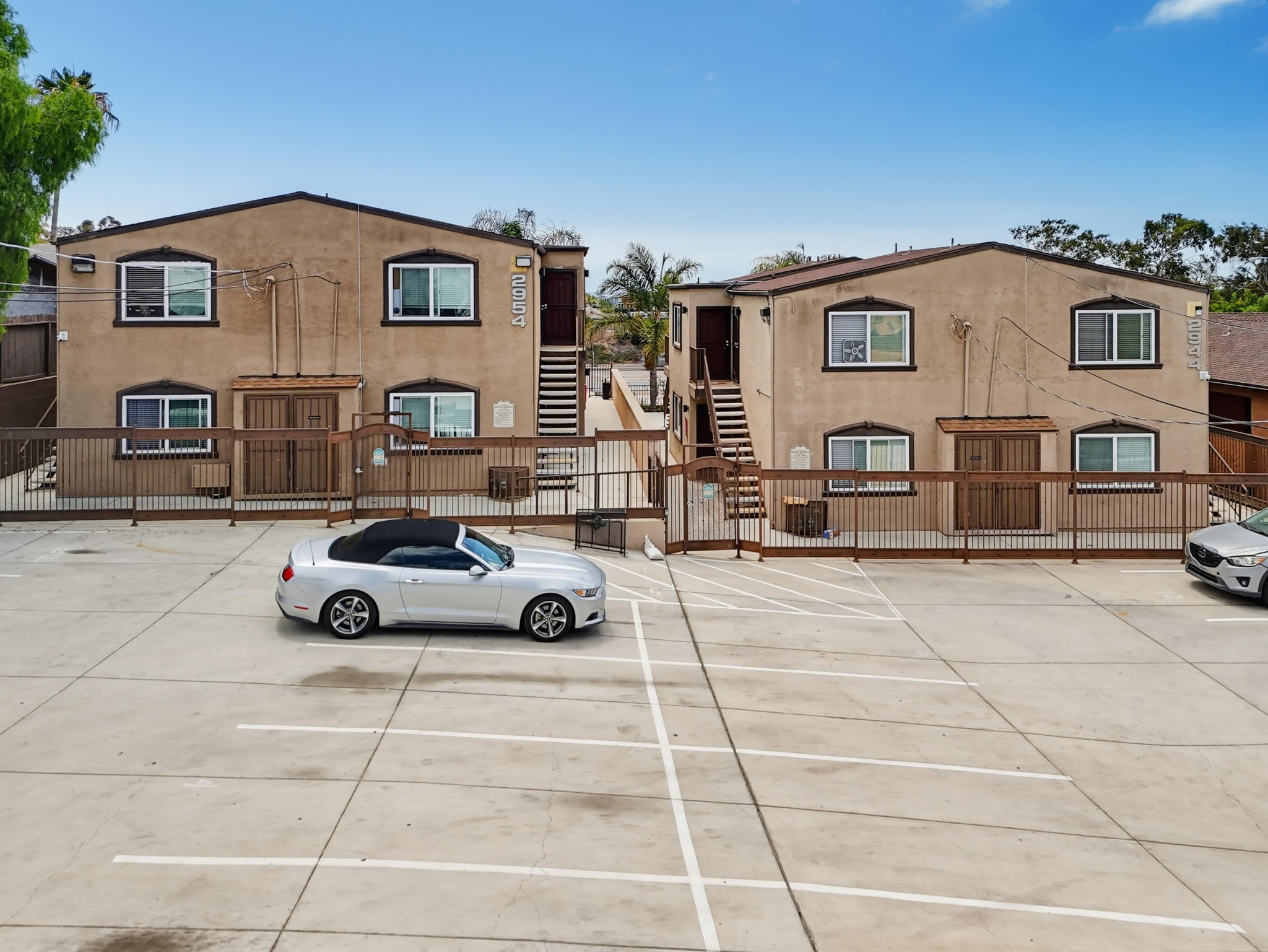 Virtual tour photo 1 of 43 for 2944-54 F St