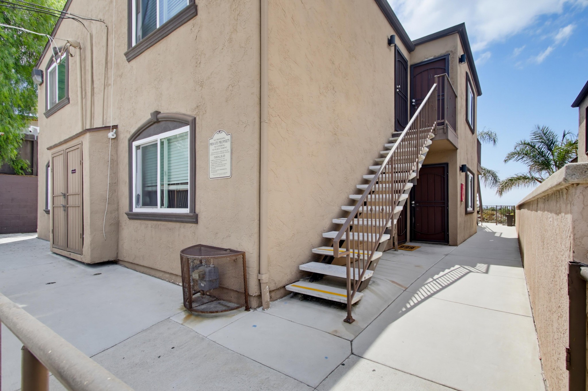 Virtual tour photo 39 of 43 for 2944-54 F St