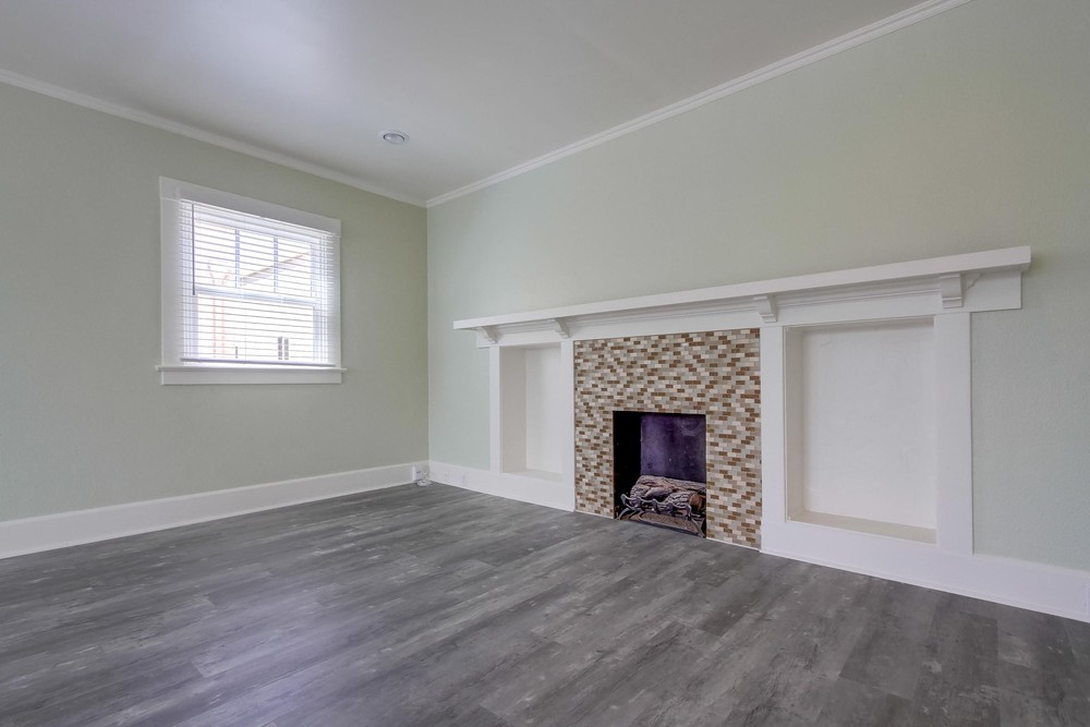 Virtual tour photo 6 of 38 for 2944 Kalmia St