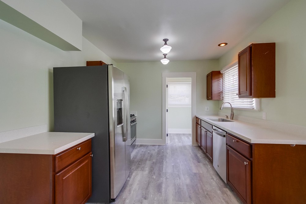 Virtual tour photo 13 of 38 for 2944 Kalmia St