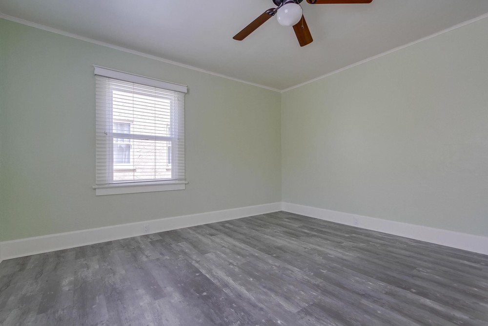 Virtual tour photo 26 of 38 for 2944 Kalmia St