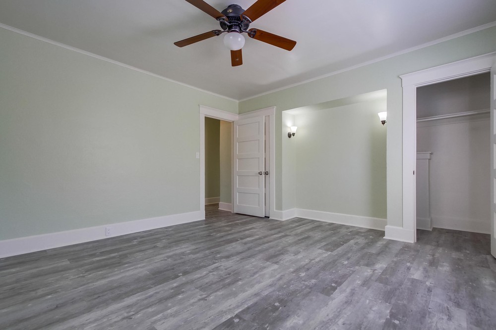 Virtual tour photo 28 of 38 for 2944 Kalmia St