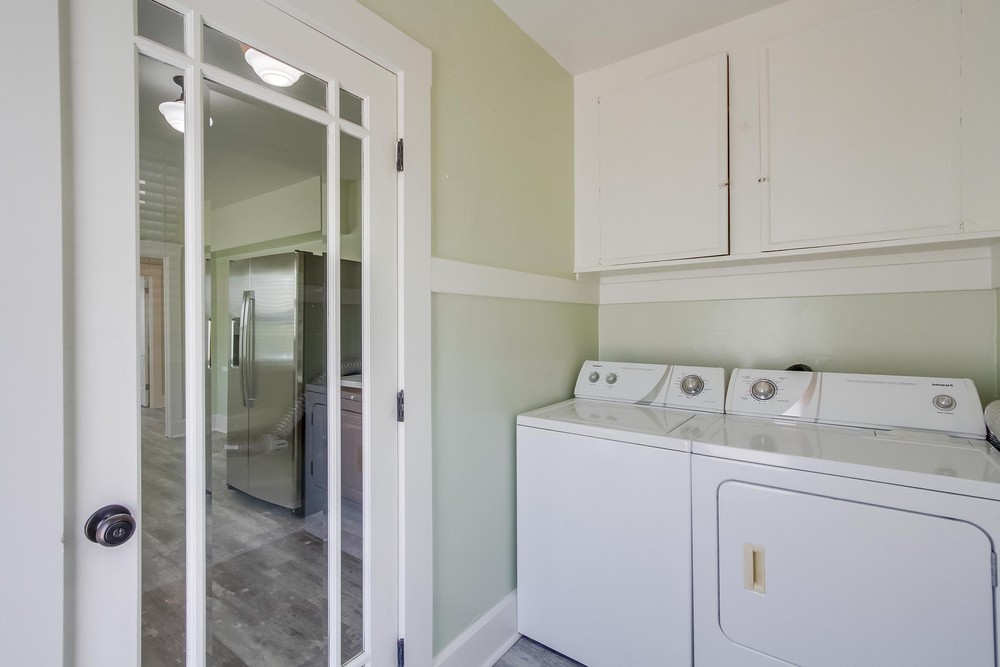Virtual tour photo 34 of 38 for 2944 Kalmia St
