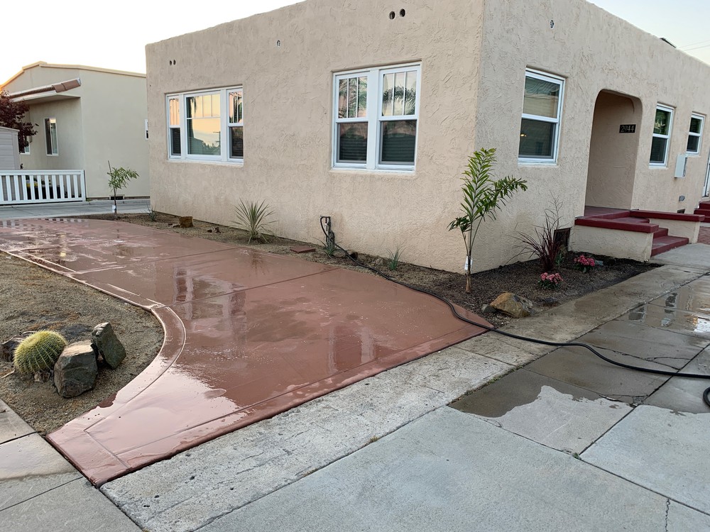 Virtual tour photo 1 of 38 for 2944 Kalmia St