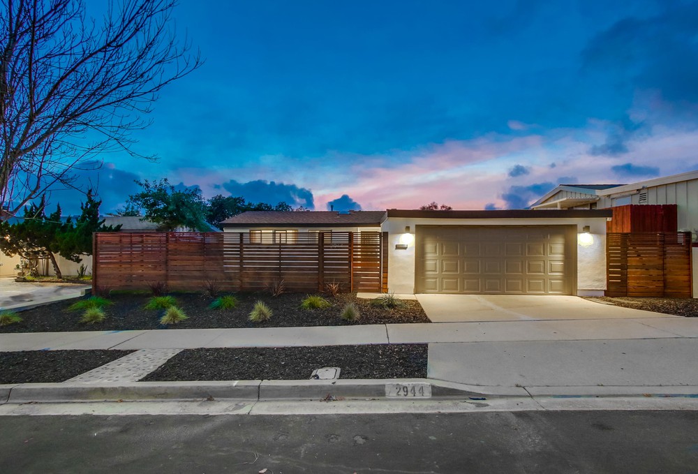 Virtual tour photo 1 of 66 for 2944 Mobley St