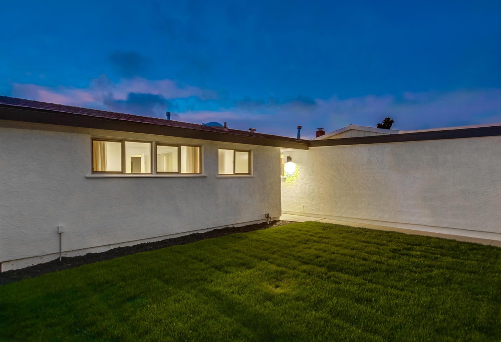 Virtual tour photo 9 of 66 for 2944 Mobley St