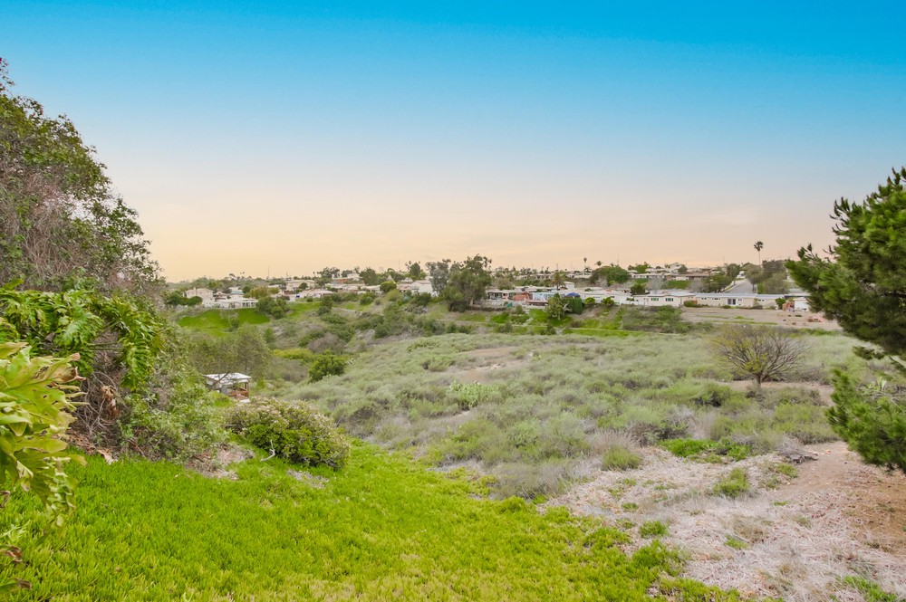 Virtual tour photo 66 of 66 for 2944 Mobley St