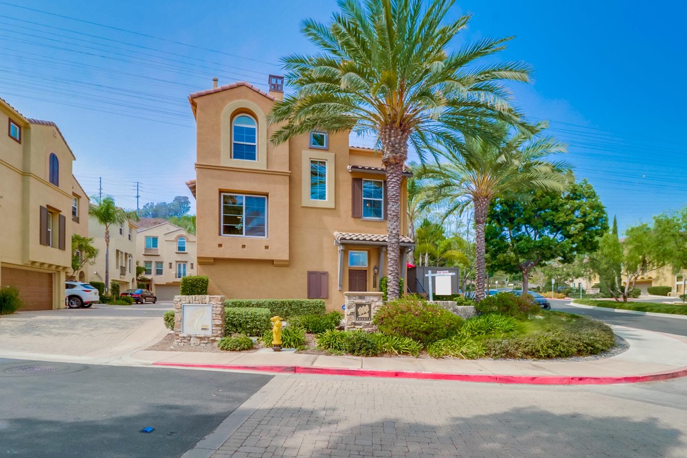 Virtual tour photo 3 of 53 for 2948 Villas Way