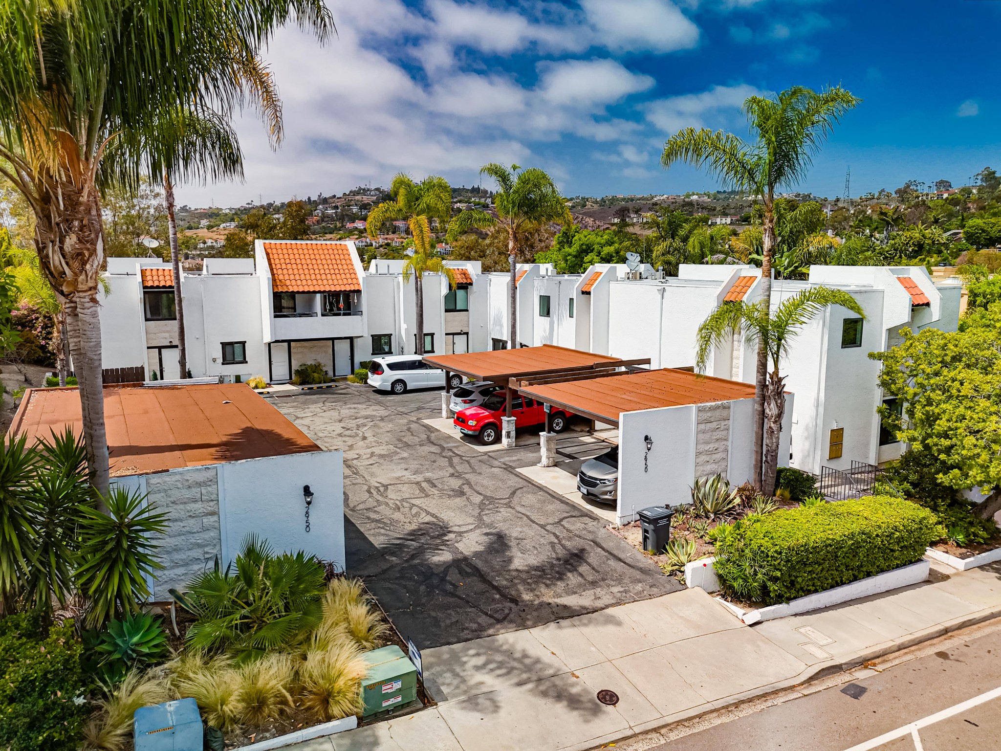 Virtual tour photo 5 of 30 for 2950 La Costa Ave