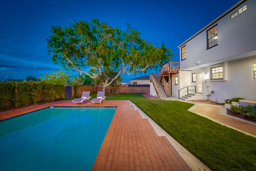 Virtual tour photo 8 of 129 for 2954 Chatsworth Blvd