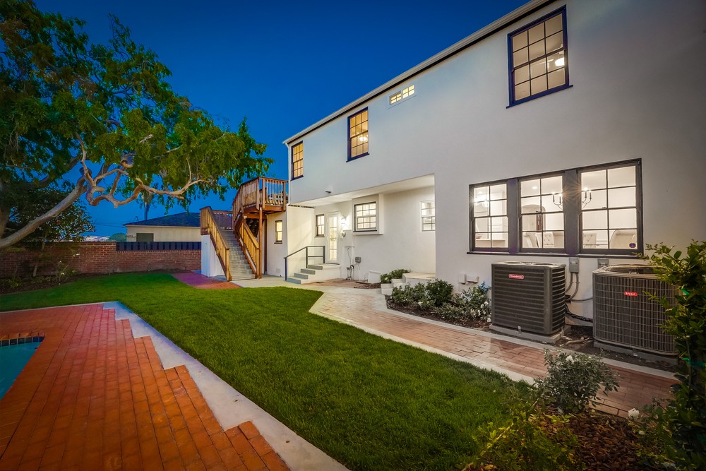 Virtual tour photo 9 of 129 for 2954 Chatsworth Blvd