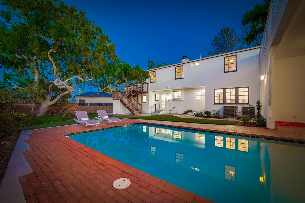 Virtual tour photo 24 of 129 for 2954 Chatsworth Blvd