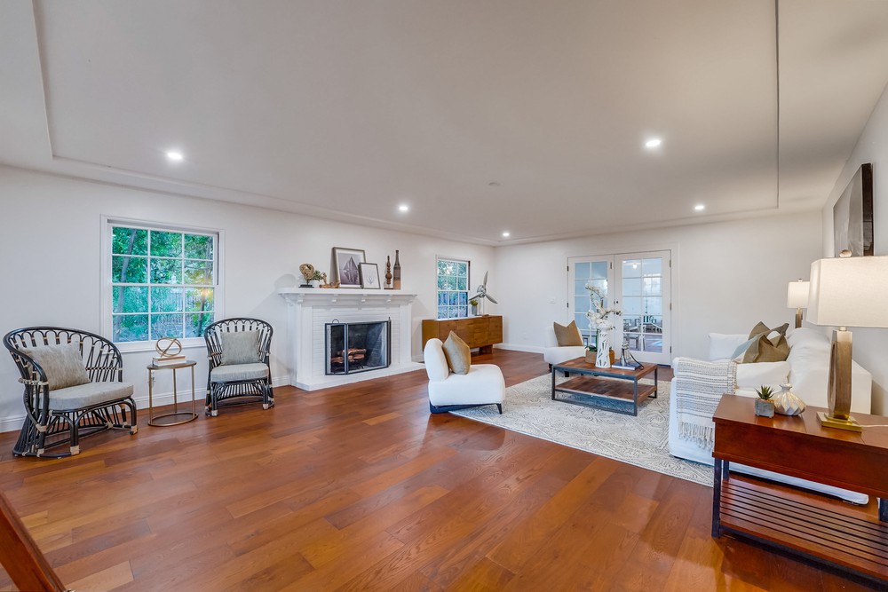 Virtual tour photo 27 of 129 for 2954 Chatsworth Blvd