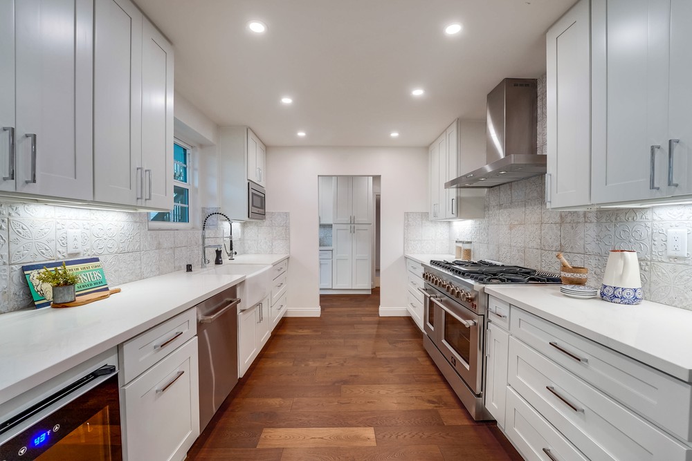 Virtual tour photo 41 of 129 for 2954 Chatsworth Blvd