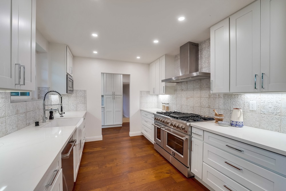 Virtual tour photo 44 of 129 for 2954 Chatsworth Blvd