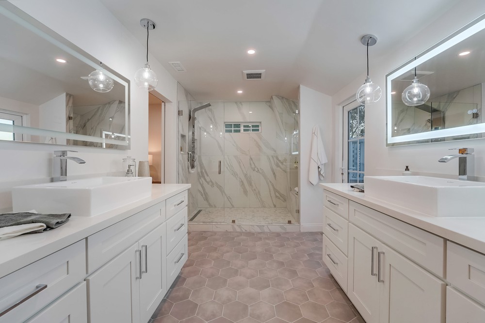 Virtual tour photo 66 of 129 for 2954 Chatsworth Blvd
