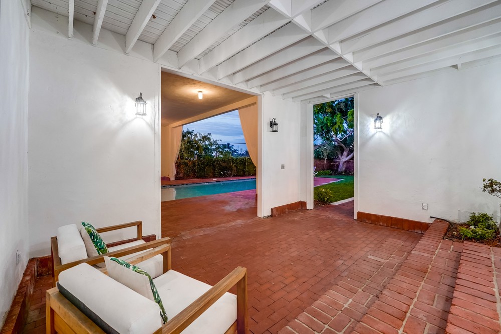 Virtual tour photo 108 of 129 for 2954 Chatsworth Blvd