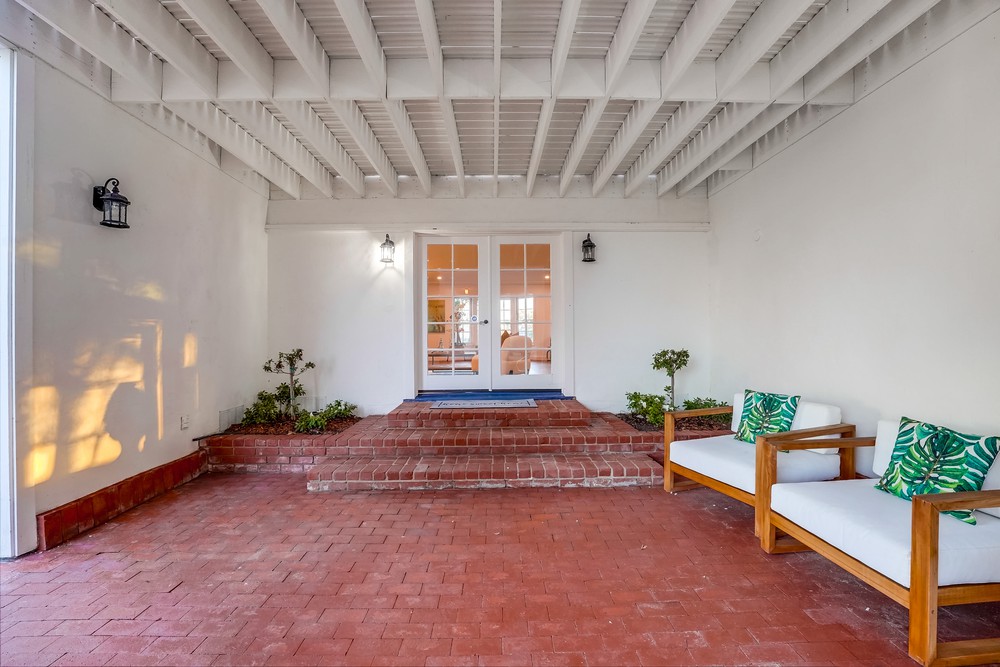 Virtual tour photo 110 of 129 for 2954 Chatsworth Blvd