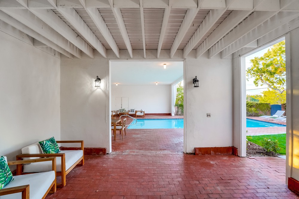 Virtual tour photo 112 of 129 for 2954 Chatsworth Blvd