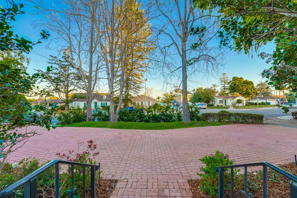 Virtual tour photo 120 of 129 for 2954 Chatsworth Blvd