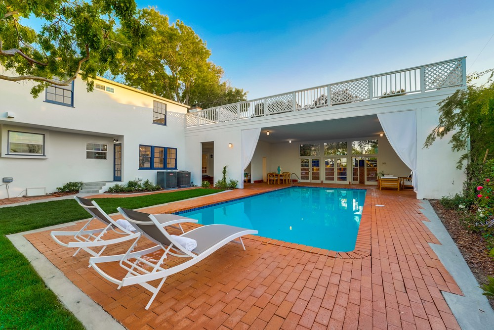 Virtual tour photo 124 of 129 for 2954 Chatsworth Blvd