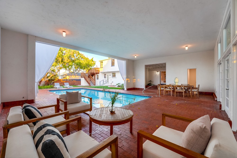 Virtual tour photo 126 of 129 for 2954 Chatsworth Blvd