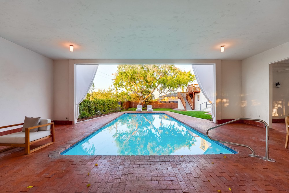 Virtual tour photo 128 of 129 for 2954 Chatsworth Blvd