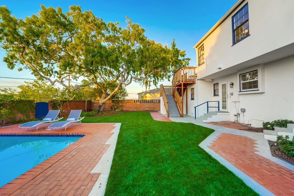 Virtual tour photo 130 of 129 for 2954 Chatsworth Blvd