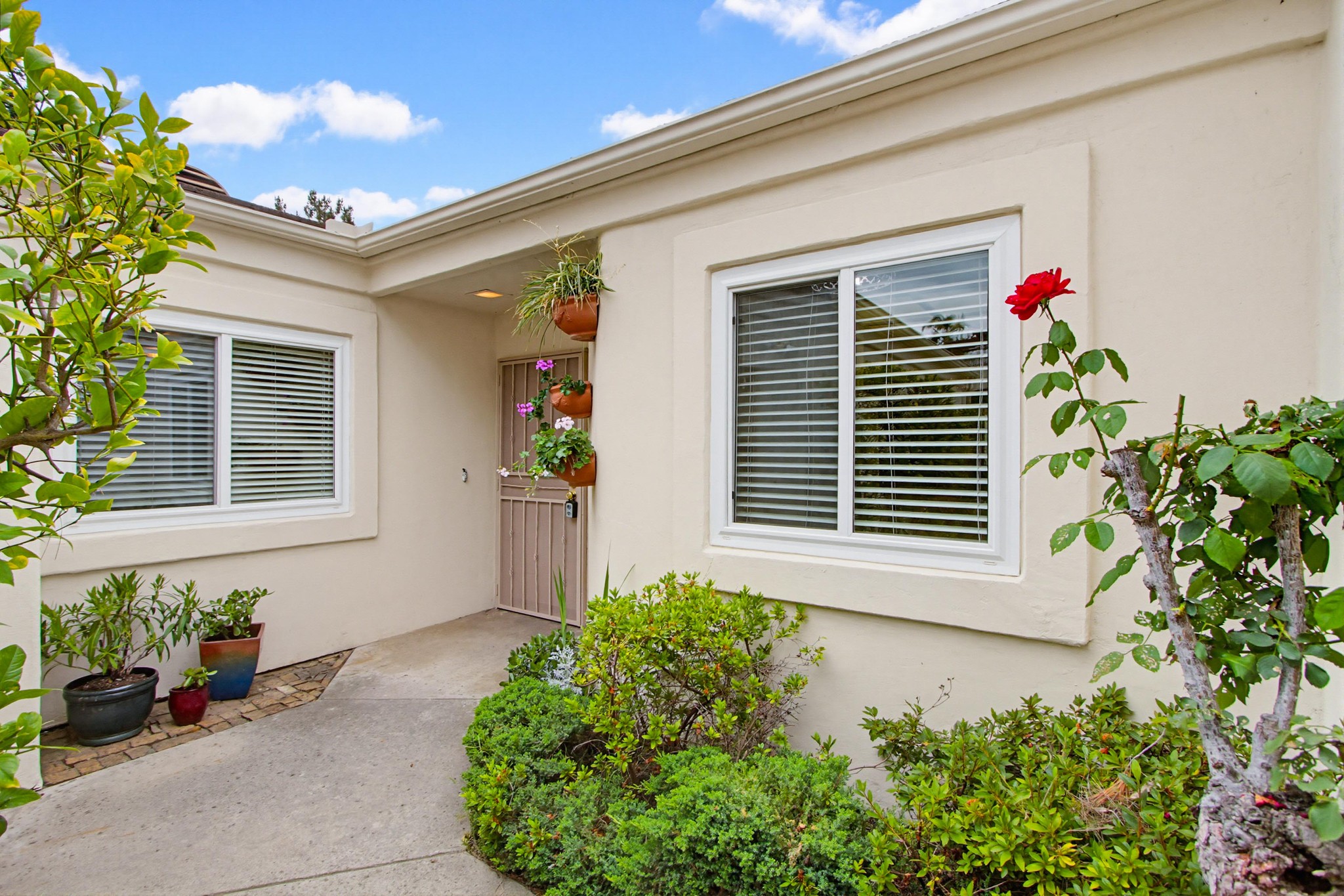 Virtual tour photo 7 of 57 for 29549 Circle R Greens Dr