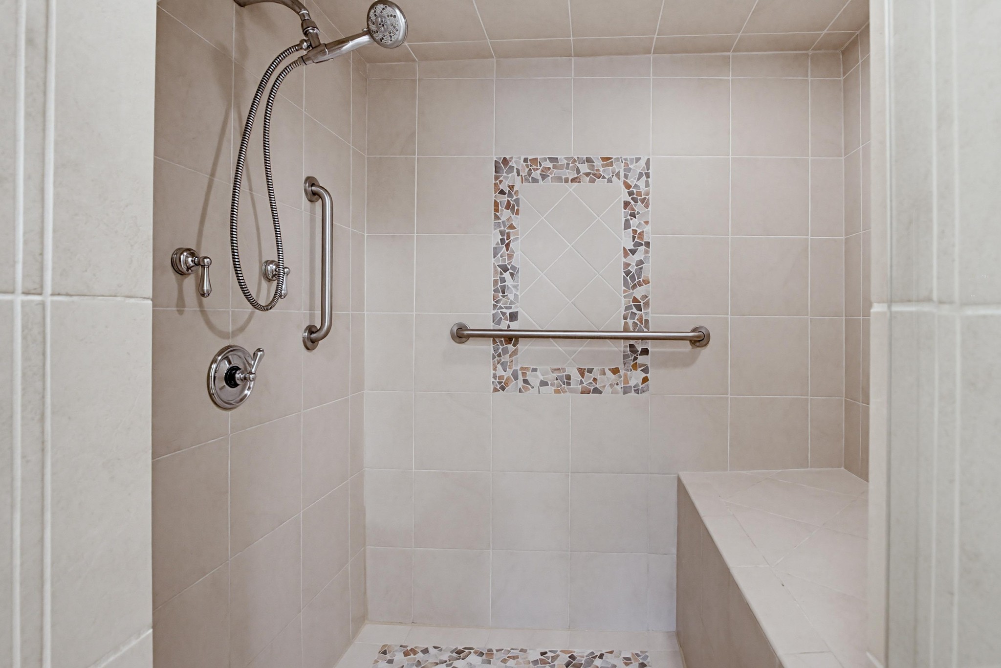 Virtual tour photo 38 of 57 for 29549 Circle R Greens Dr