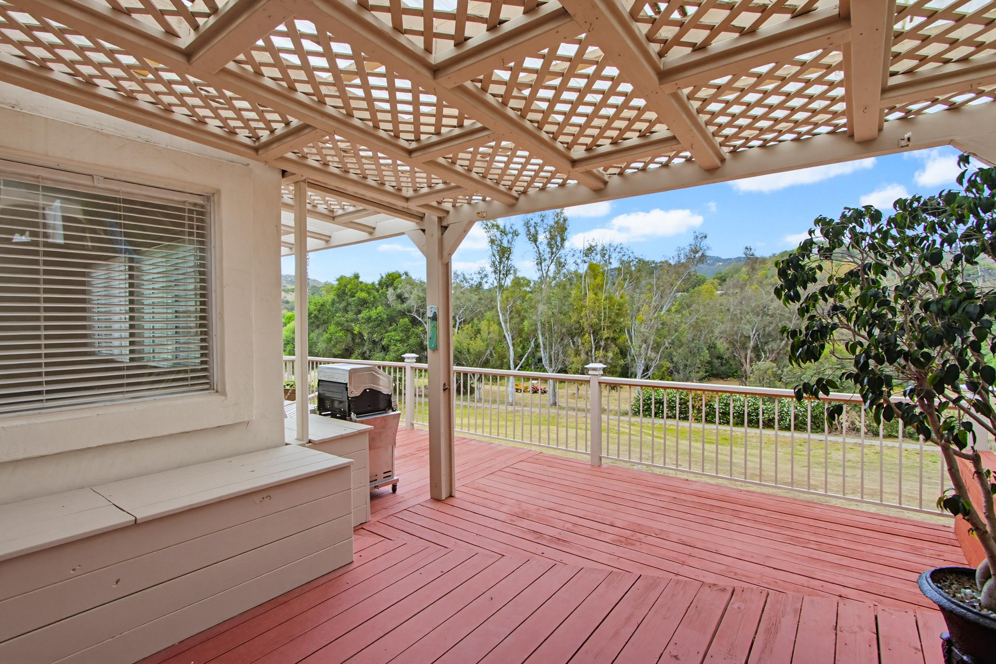 Virtual tour photo 47 of 57 for 29549 Circle R Greens Dr