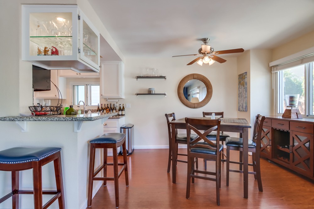 Virtual tour photo 15 of 43 for 2957 Columbia St APT 10