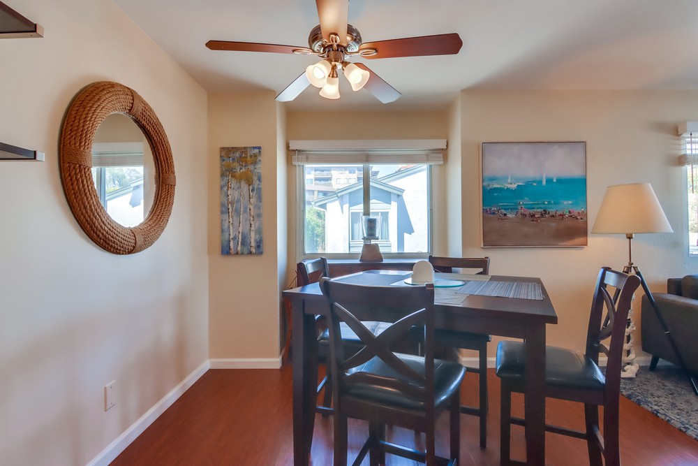 Virtual tour photo 19 of 43 for 2957 Columbia St APT 10