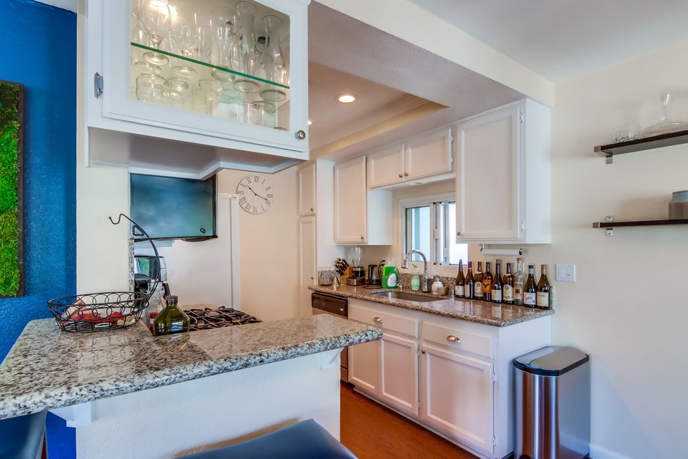 Virtual tour photo 22 of 43 for 2957 Columbia St APT 10