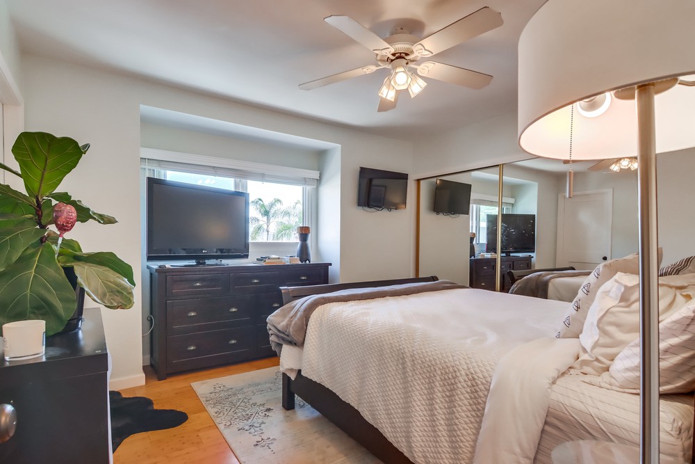 Virtual tour photo 27 of 43 for 2957 Columbia St APT 10