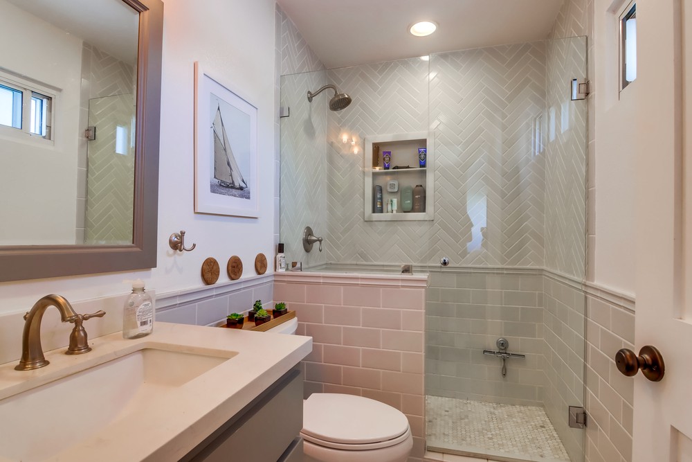Virtual tour photo 31 of 43 for 2957 Columbia St APT 10