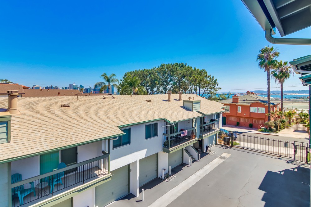 Virtual tour photo 39 of 43 for 2957 Columbia St APT 10