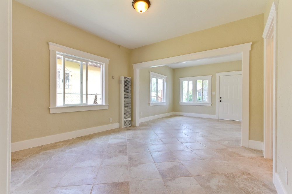 Virtual tour photo 9 of 28 for 2958 Webster Ave