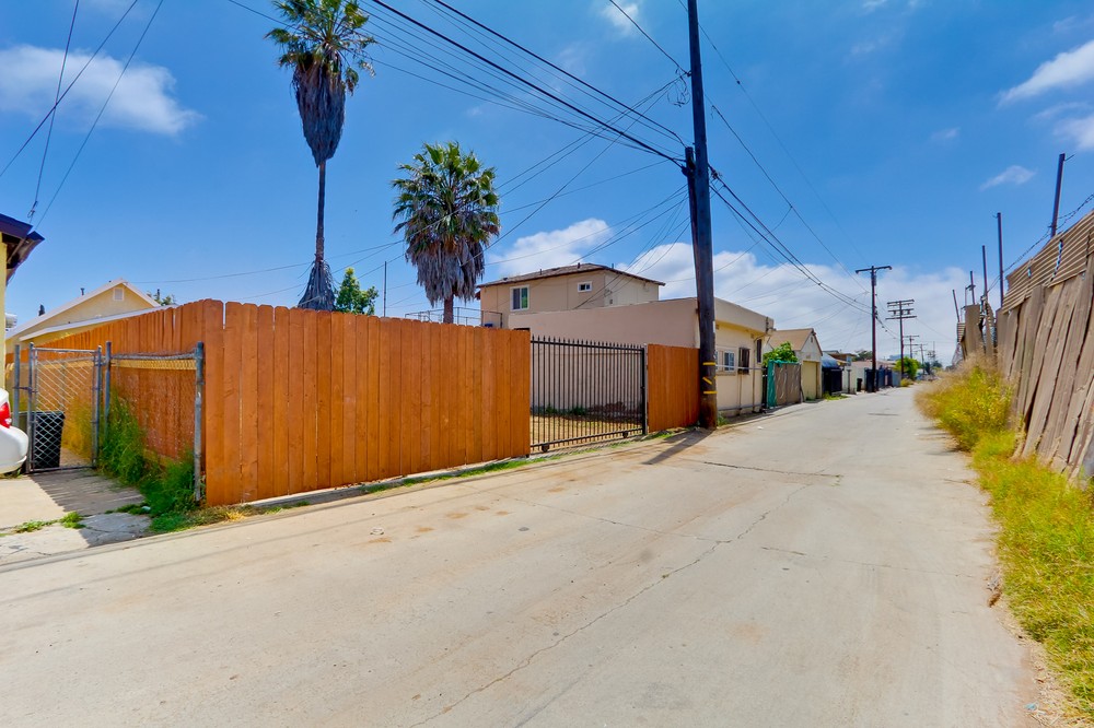Virtual tour photo 29 of 28 for 2958 Webster Ave