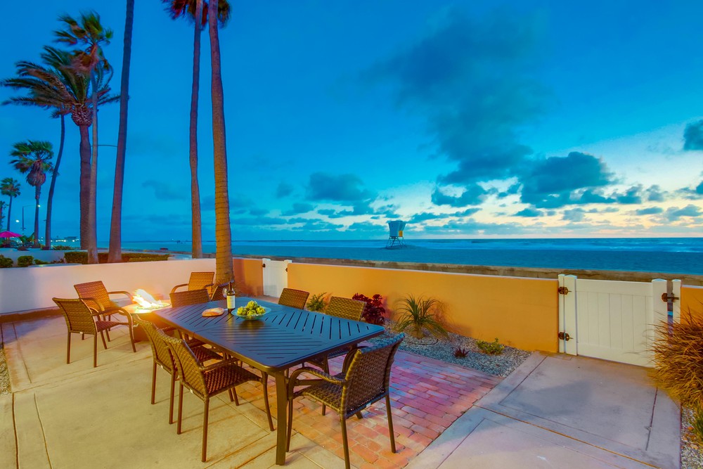 Virtual tour photo 8 of 69 for 2959 Ocean Front Walk