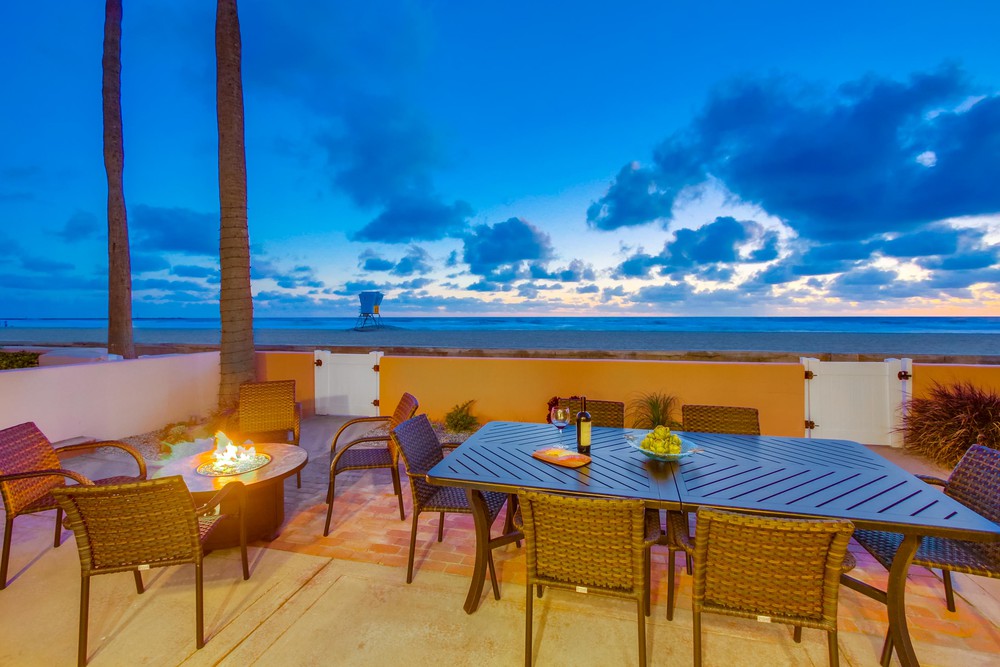 Virtual tour photo 9 of 69 for 2959 Ocean Front Walk