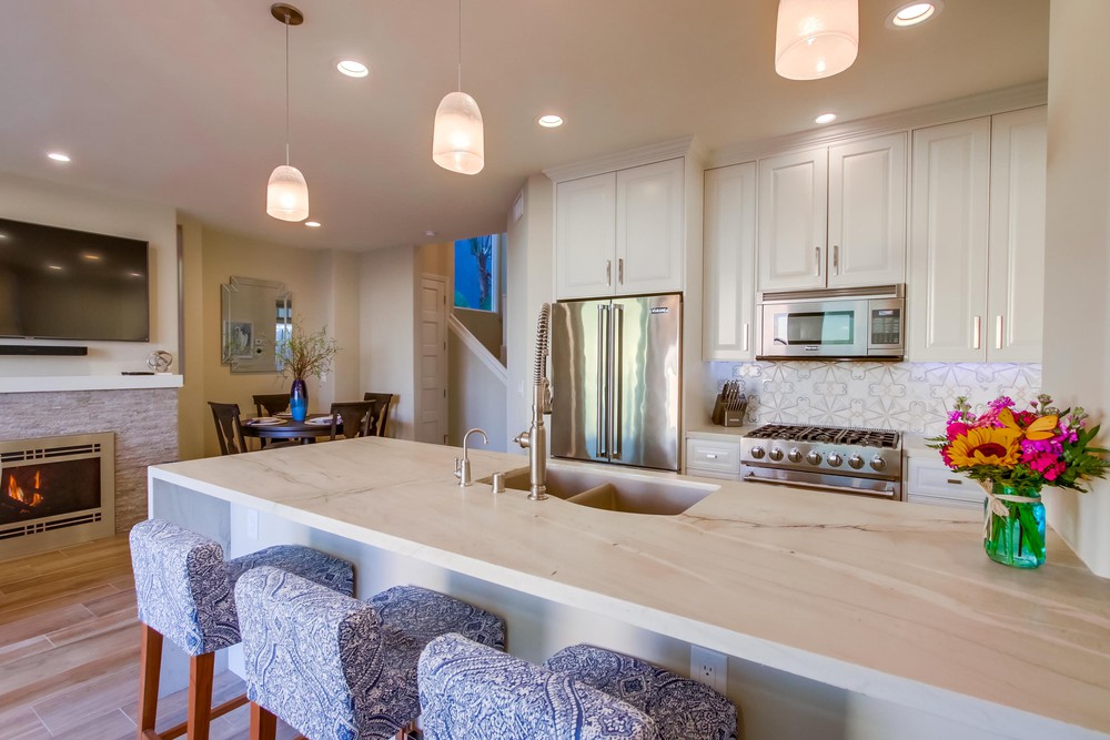 Virtual tour photo 23 of 69 for 2959 Ocean Front Walk